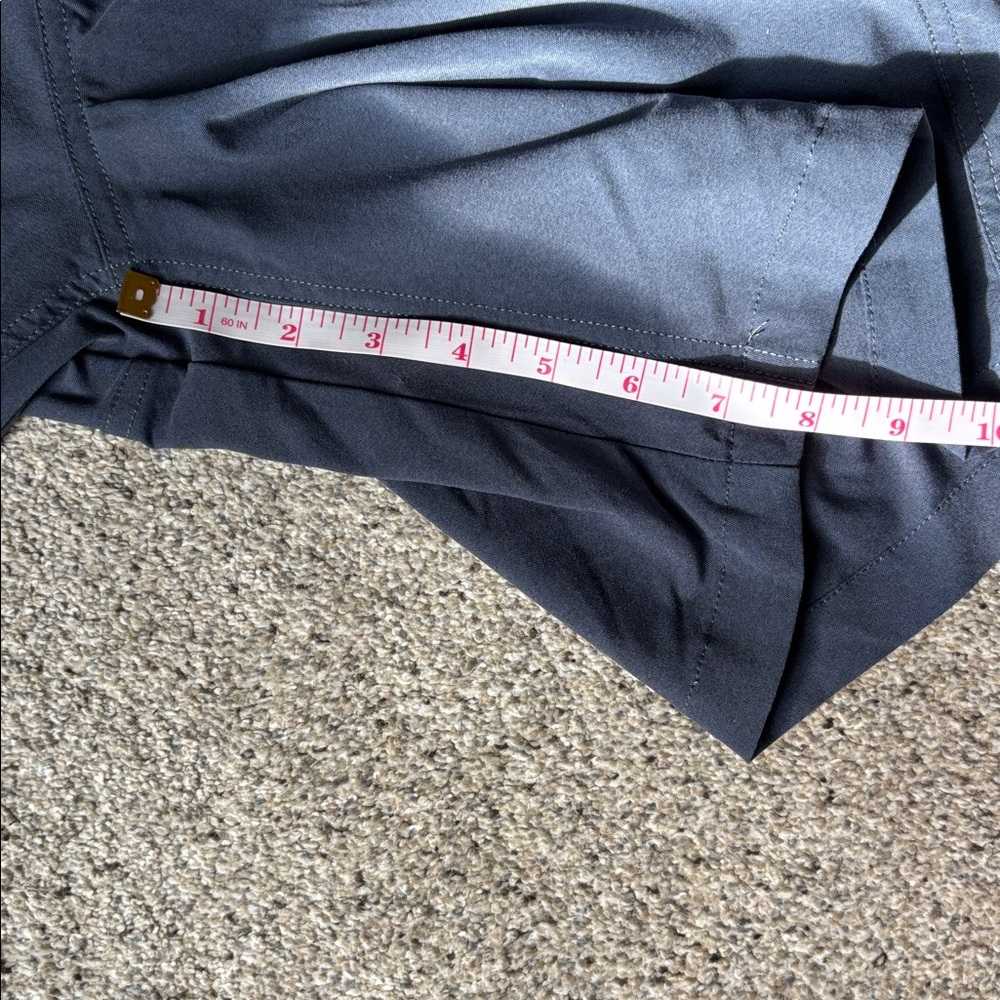 Kuhl Trekr 8” Hiking Shorts size 8 - Picture 9 of 11
